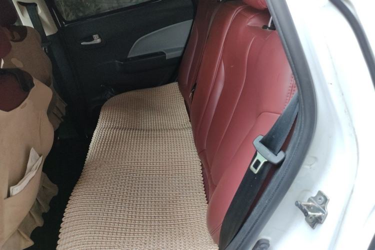 Used CHANGAN Benni E-Star 2021 National Edition Xin Yue Version Lithium Iron Phosphate (31.95 kWh) Left Rear Seat