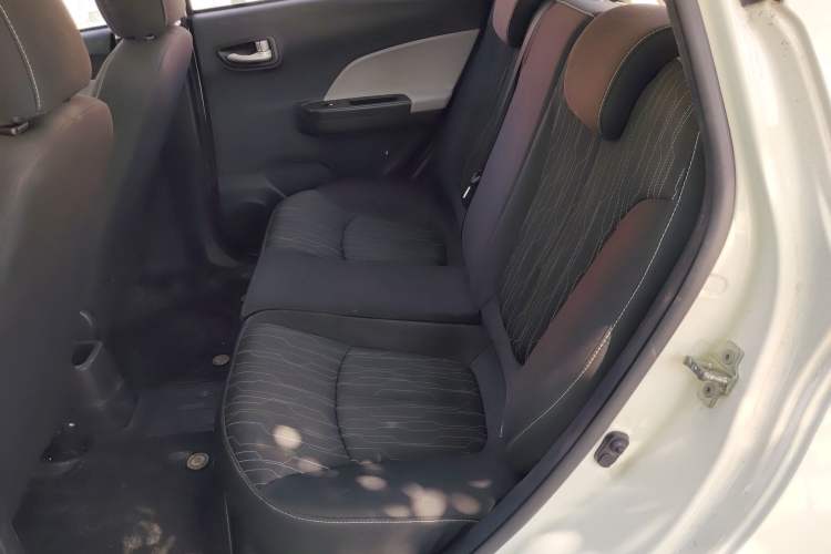 Used CHANGAN Benni E-Star 2021 National Edition Xin Yue Version (Fast-Charging Edition) Lithium Iron Phosphate (31.18 kWh) Left Rear Seat