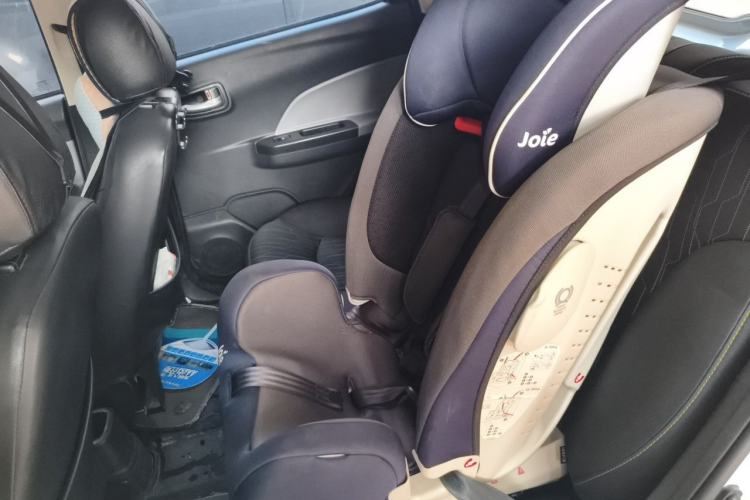 Used CHANGAN Benni E-Star 2021 National Edition Xin Yue Version (Fast-Charging Edition) Lithium Iron Phosphate (31.95 kWh) Left Rear Seat