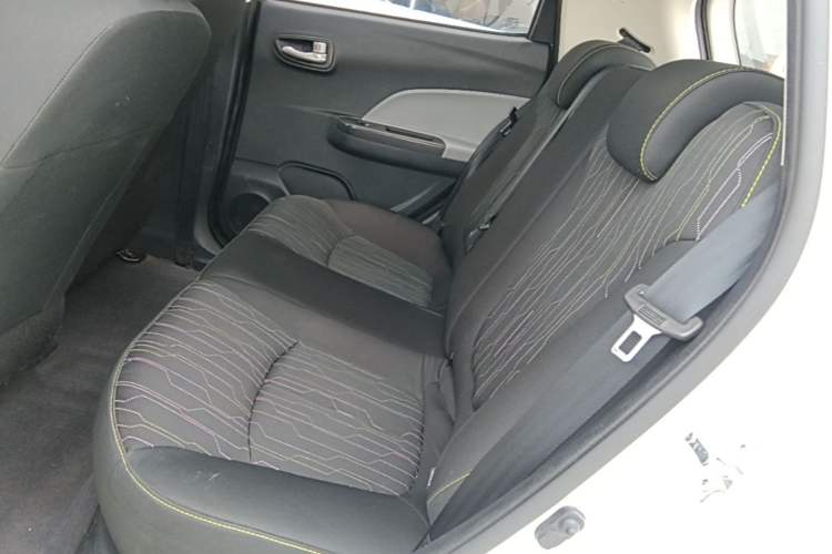 Used CHANGAN Benni E-Star 2021 National Edition Xin Yue Version (Fast-Charging Edition) Lithium Iron Phosphate (31.18 kWh) Left Rear Seat