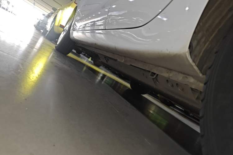 Used CHANGAN Benni E-Star 2021 National Edition Xin Yue Version (Fast-Charging Edition) Lithium Iron Phosphate (31.18 kWh) Left Side Sill