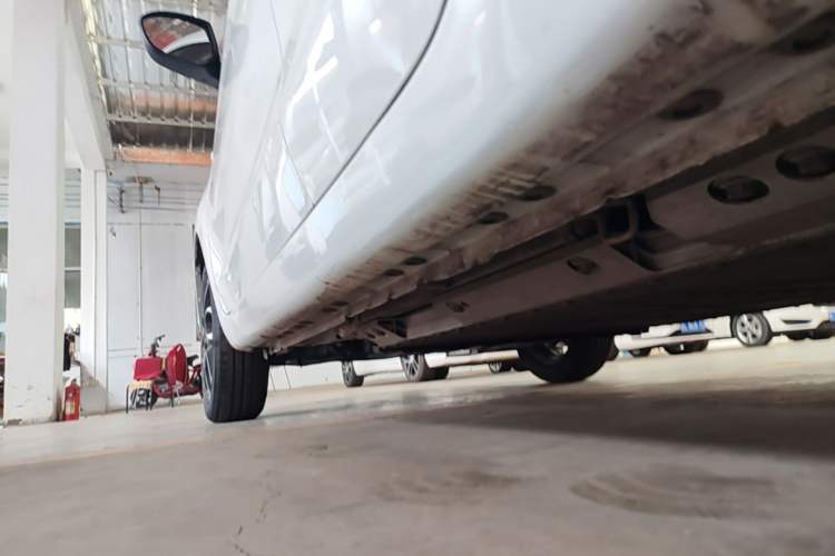 Used CHANGAN Benni E-Star 2021 National Edition Xinyi Edition Lithium Iron Phosphate (31.95 kWh) Left Side Sill
