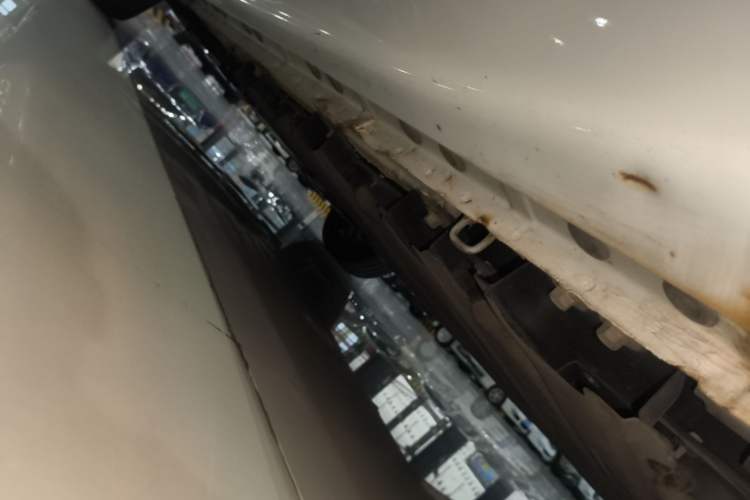 Used CHANGAN Benni E-Star 2021 National Edition Xin Yue Version Lithium-Ion Battery Left Side Sill