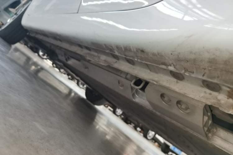 Used CHANGAN Benni E-Star 2021 National Edition Xin Yue Version (Fast-Charging Edition) Lithium Iron Phosphate (31.18 kWh) Left Side Sill