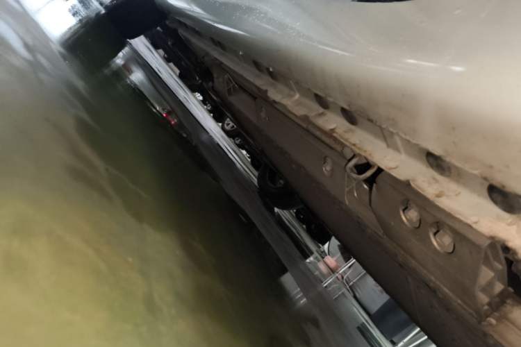 Used CHANGAN Benni E-Star 2021 National Edition Xin Yue Version (Fast-Charging Edition) Lithium Iron Phosphate (31.18 kWh) Left Side Sill