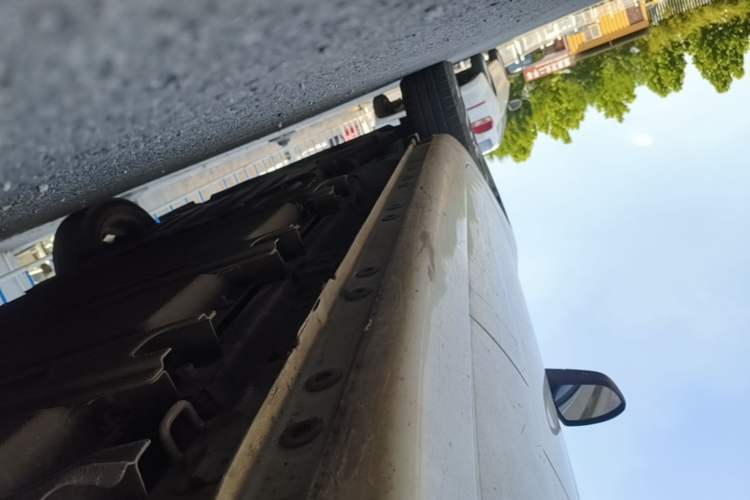 Used CHANGAN Benni E-Star 2021 National Edition Xin Yue Version Lithium-Ion Battery Left Side Sill
