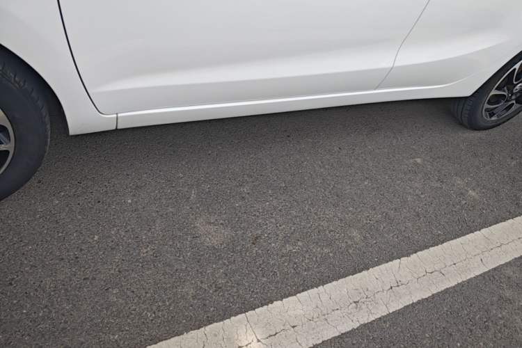 Used CHANGAN Benni E-Star 2021 National Edition Xin Yue Version (Fast-Charging Edition) Lithium Iron Phosphate (31.18 kWh) Left Side Sill