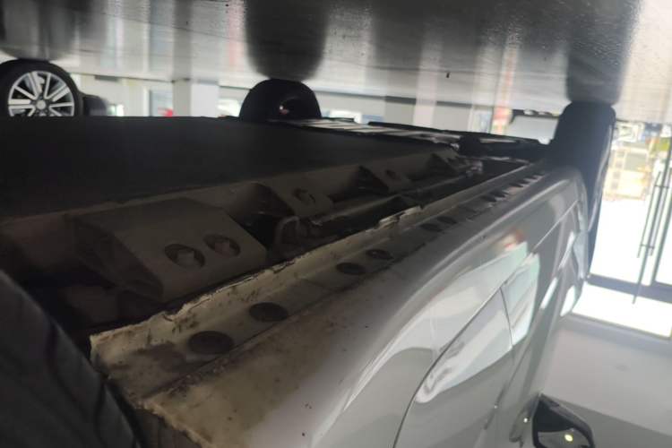 Used CHANGAN Benni E-Star 2021 National Edition Xin Yue Version Lithium Iron Phosphate (31.86 kWh) Left Side Sill