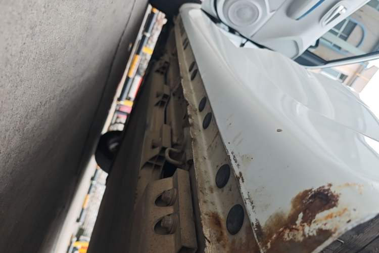 Used CHANGAN Benni E-Star 2021 National Edition Colorful Version Lithium Iron Phosphate (31.95 kWh) Left Side Sill