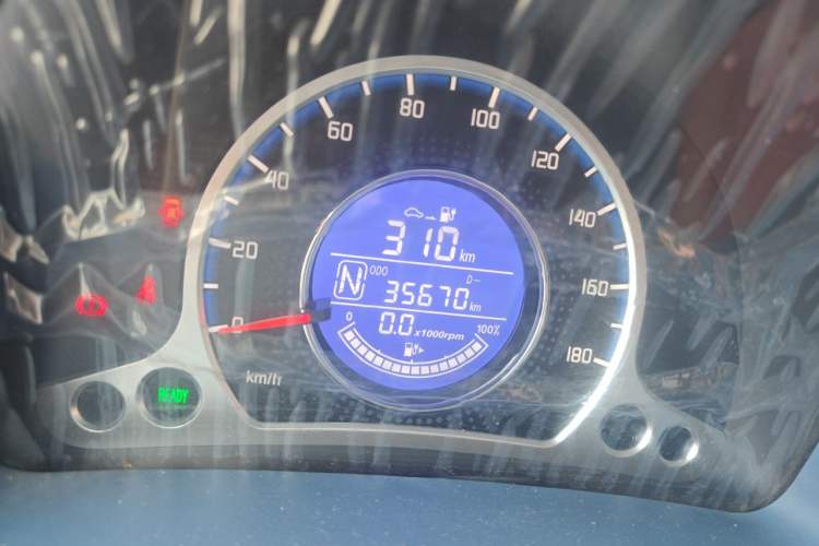 Used CHANGAN Benni E-Star 2021 National Edition Colorful Version Lithium Iron Phosphate (31.86 kWh) Odometer Close Up