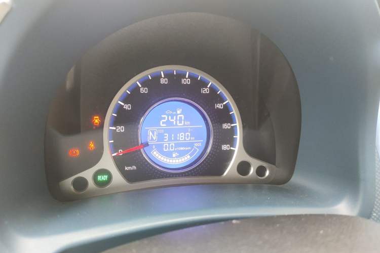 Used CHANGAN Benni E-Star 2021 National Edition Colorful Version Lithium Iron Phosphate (31.86 kWh) Odometer Close Up