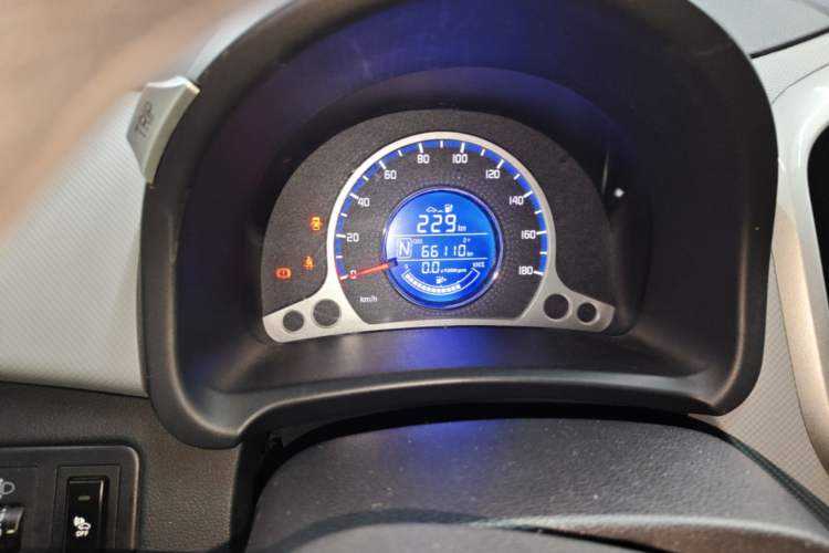 Used CHANGAN Benni E-Star 2021 National Edition Xin Yue Version Lithium Iron Phosphate (31.86 kWh) Odometer Close Up