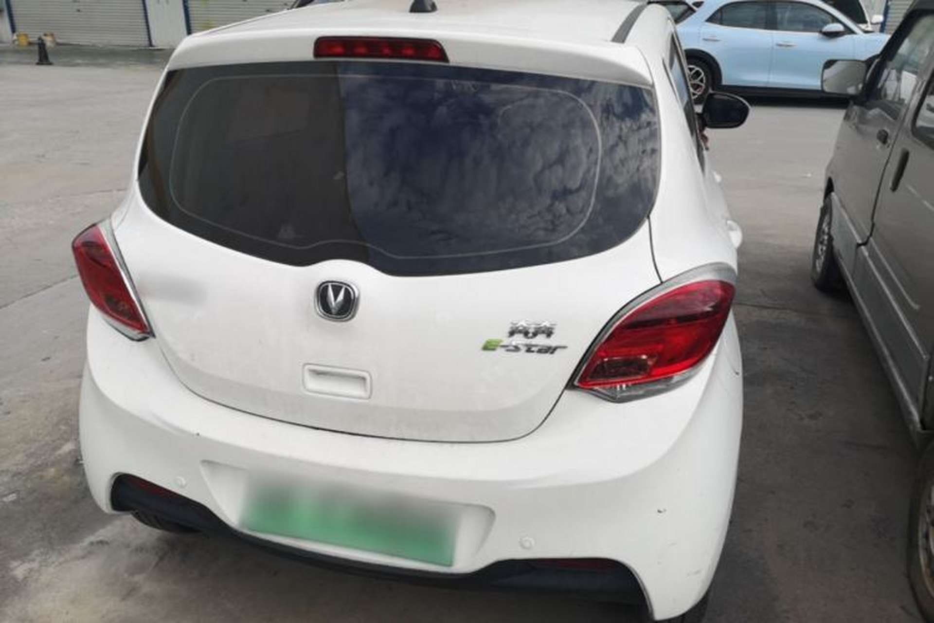 Used CHANGAN Benni E-Star 2021 National Edition Xin Yue Version Lithium Iron Phosphate (31.86 kWh) Rear Right 45 Deg