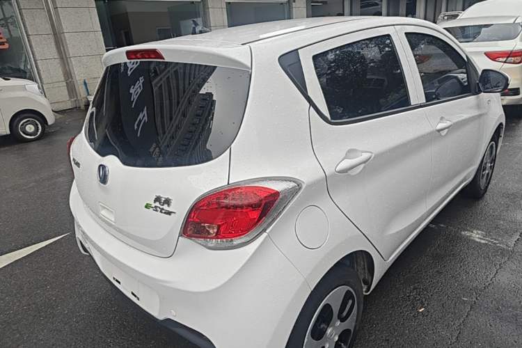Used CHANGAN Benni E-Star 2021 National Edition Xin Yue Version Lithium Iron Phosphate (31.86 kWh) Rear Right 45 Deg