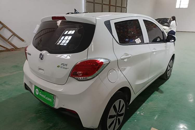 Used CHANGAN Benni E-Star 2021 National Edition Xin Yue Version Lithium Iron Phosphate (31.86 kWh) Rear Right 45 Deg