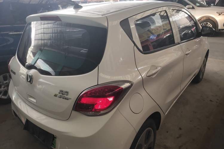 Used CHANGAN Benni E-Star 2021 National Edition Xin Yue Version Lithium Iron Phosphate (31.86 kWh) Rear Right 45 Deg