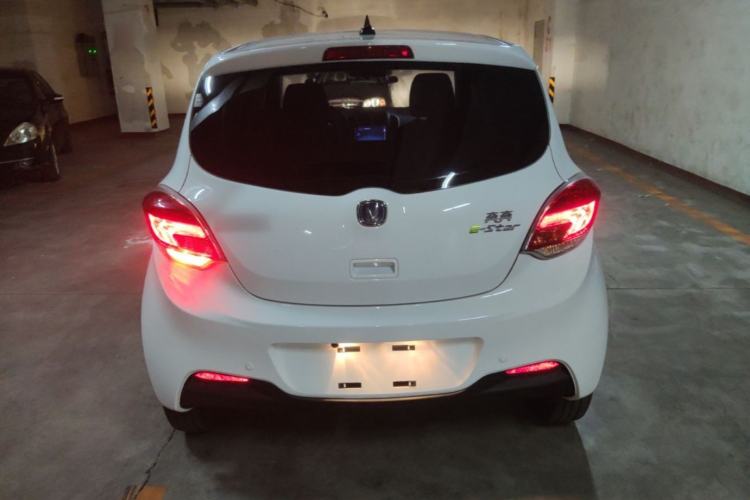 Used CHANGAN Benni E-Star 2021 National Edition Xin Yue Version Lithium Iron Phosphate (31.86 kWh) Rear