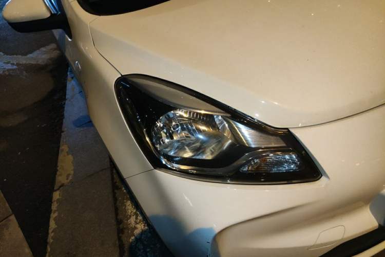 Used CHANGAN Benni E-Star 2021 National Edition Xin Yue Version Lithium Iron Phosphate (31.86 kWh) Right Front Headlight