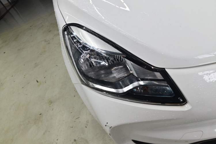 Used CHANGAN Benni E-Star 2021 National Edition Xin Yue Version Lithium Iron Phosphate (31.86 kWh) Right Front Headlight