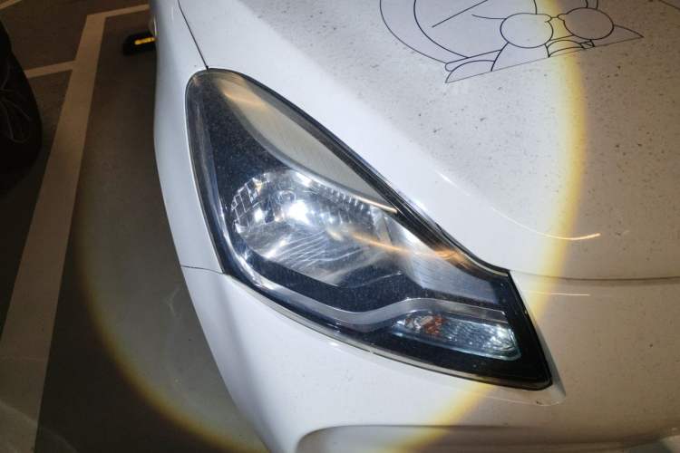 Used CHANGAN Benni E-Star 2021 National Edition Xin Yue Version (Fast-Charging Edition) Lithium Iron Phosphate (31.18 kWh) Right Front Headlight
