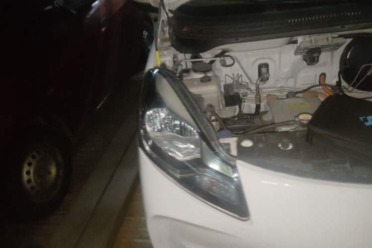 Used CHANGAN Benni E-Star 2021 National Edition Colorful Version Lithium Iron Phosphate (31.18 kWh) Right Front Headlight