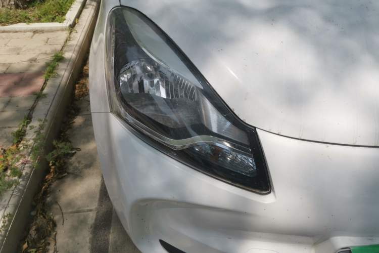 Used CHANGAN Benni E-Star 2021 National Edition Xin Yue Version Lithium Iron Phosphate (31.86 kWh) Right Front Headlight