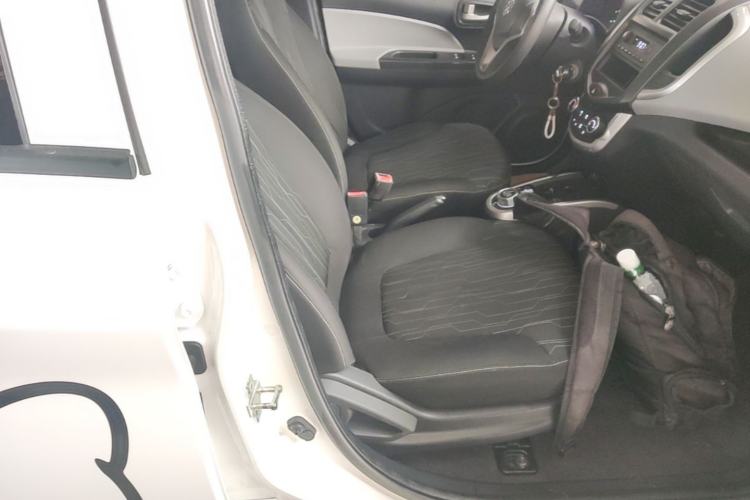Used CHANGAN Benni E-Star 2021 National Edition Xin Yue Version Lithium Iron Phosphate (31.86 kWh) Right Front Seat