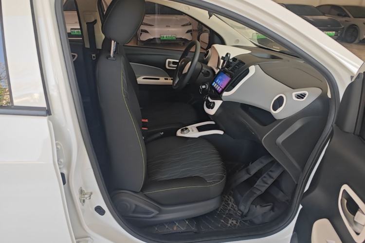 Used CHANGAN Benni E-Star 2021 National Edition Xin Yue Version (Fast-Charging Edition) Lithium Iron Phosphate (31.18 kWh) Right Front Seat