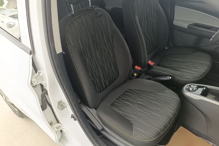 Used CHANGAN Benni E-Star 2021 National Edition Xinyue Version (Fast-Charging Edition) Lithium NMC Right Front Seat