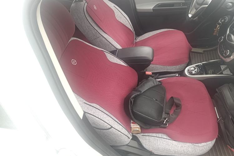 Used CHANGAN Benni E-Star 2021 National Edition Heart-Pounding Edition Lithium Iron Phosphate Right Front Seat