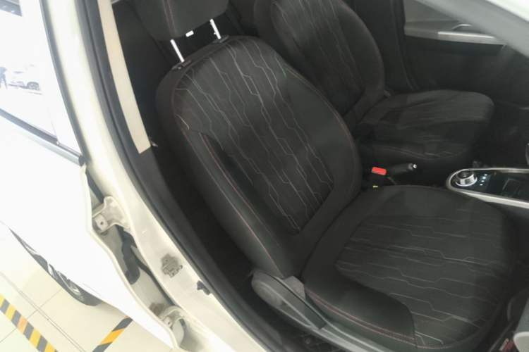 Used CHANGAN Benni E-Star 2021 National Edition Xin Yue Version Lithium-Ion Battery Right Front Seat