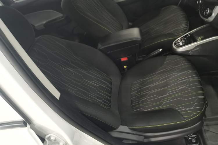 Used CHANGAN Benni E-Star 2021 National Edition Xin Yue Version Lithium Iron Phosphate (31.95 kWh) Right Front Seat