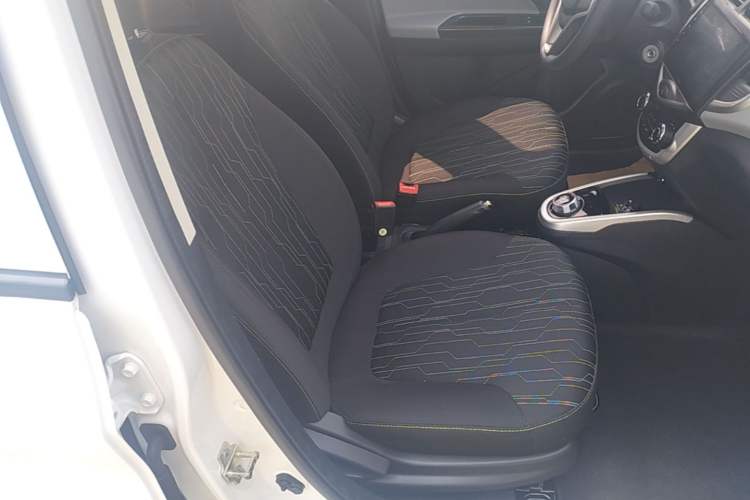 Used CHANGAN Benni E-Star 2021 National Edition Xin Yue Version Lithium Iron Phosphate (31.86 kWh) Right Front Seat