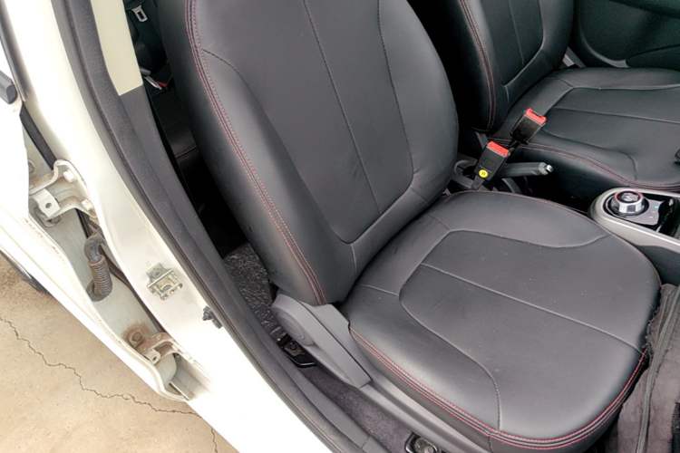 Used CHANGAN Benni E-Star 2021 National Edition Xin Yue Version Lithium Iron Phosphate (31.86 kWh) Right Front Seat
