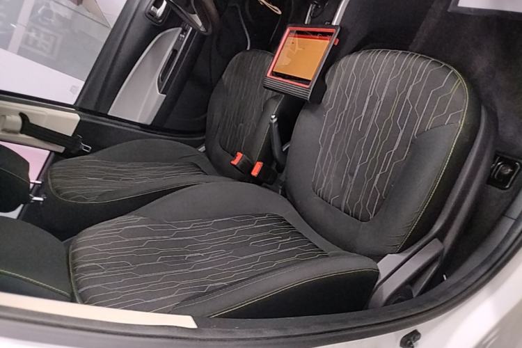 Used CHANGAN Benni E-Star 2021 National Edition Xinyue Version (Fast-Charging Edition) Lithium NMC Right Front Seat