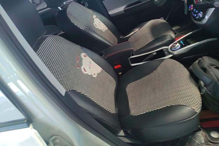 Used CHANGAN Benni E-Star 2021 National Edition Xin Yue Version (Fast-Charging Edition) Lithium Iron Phosphate (31.18 kWh) Right Front Seat