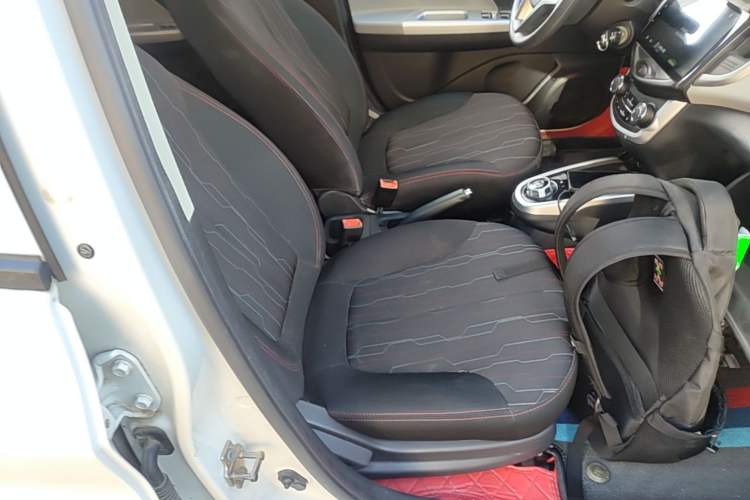 Used CHANGAN Benni E-Star 2021 National Edition Xin Yue Version Lithium-Ion Battery Right Front Seat