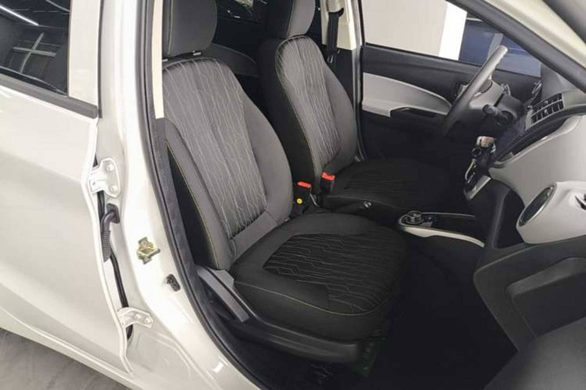 Used CHANGAN Benni E-Star 2021 National Edition Xin Yue Version Lithium Iron Phosphate (31.86 kWh) Right Front Seat