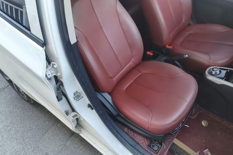 Used CHANGAN Benni E-Star 2021 National Edition Xin Yue Version Lithium-Ion Battery Right Front Seat