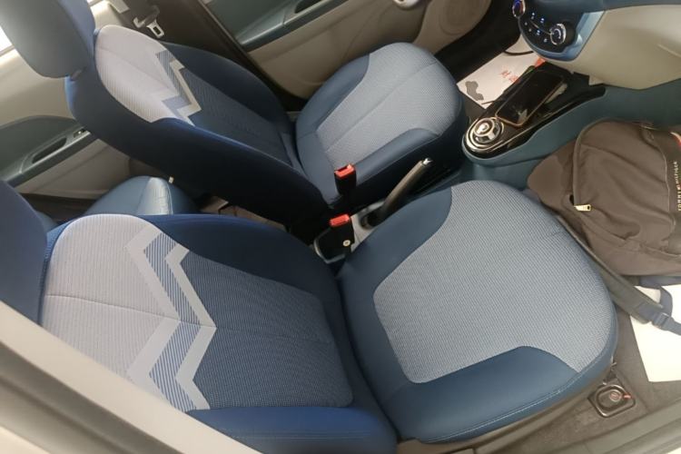 Used CHANGAN Benni E-Star 2021 National Edition Colorful Version Lithium Iron Phosphate (31.86 kWh) Right Front Seat