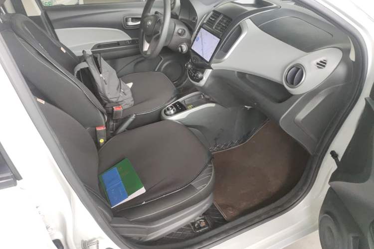 Used CHANGAN Benni E-Star 2021 National Edition Xin Yue Version Lithium Iron Phosphate (31.95 kWh) Right Front Seat