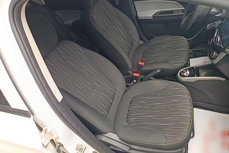 Used CHANGAN Benni E-Star 2021 National Edition Xinyue Version (Fast-Charging Edition) Lithium NMC Right Front Seat