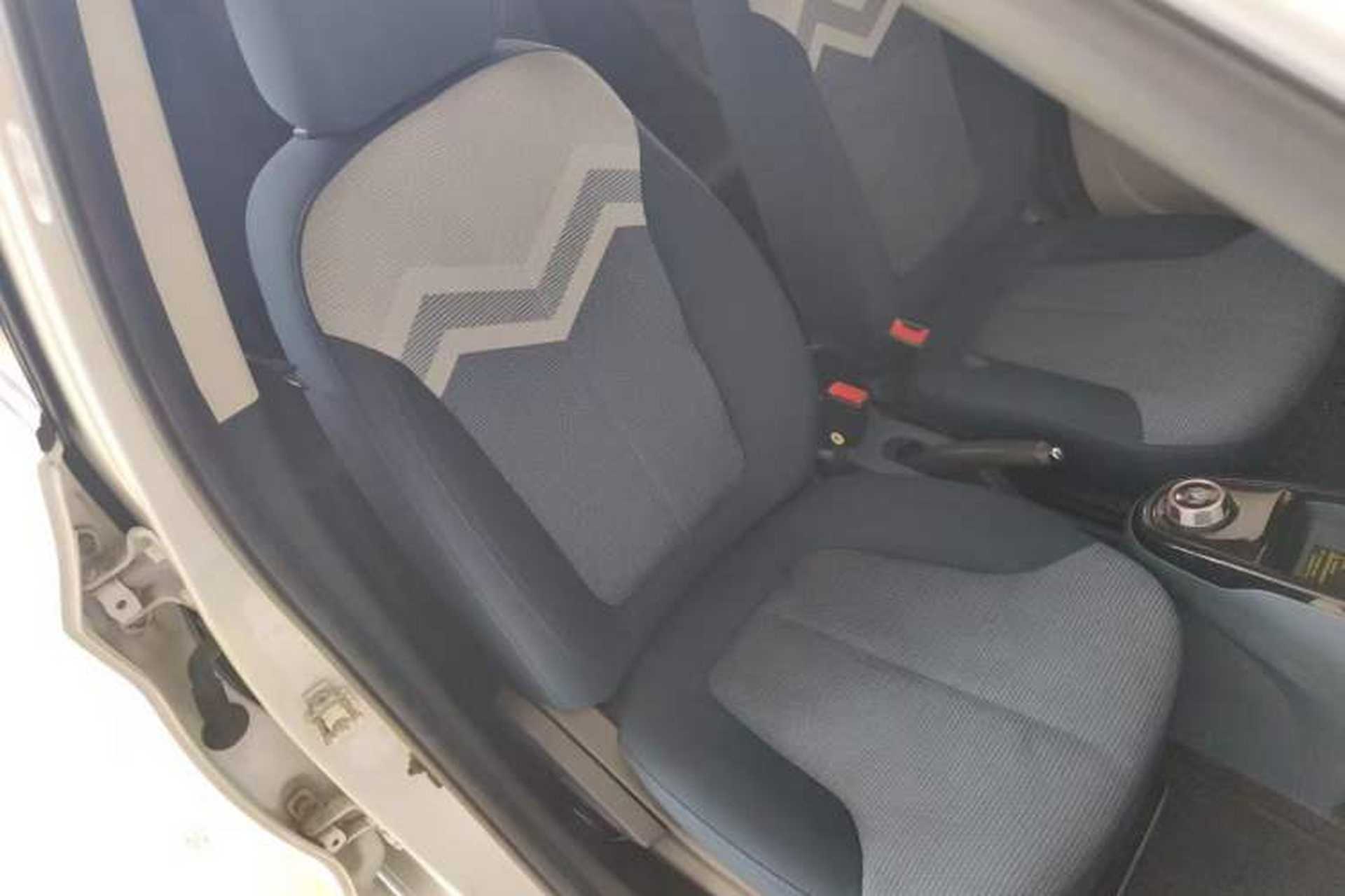 Used CHANGAN Benni E-Star 2021 National Edition XinYi Edition Lithium Iron Phosphate (31.86 kWh) Right Front Seat