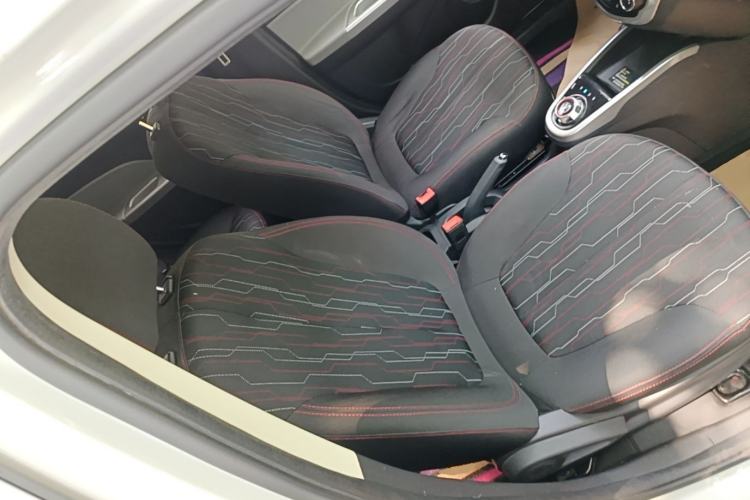 Used CHANGAN Benni E-Star 2021 National Edition Xinyi Version (Fast-Charging Edition) Lithium Iron Phosphate (31.18 kWh) Right Front Seat