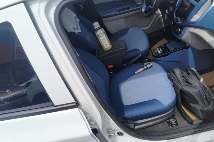 Used CHANGAN Benni E-Star 2021 National Edition Colorful Version Lithium Iron Phosphate (31.18 kWh) Right Front Seat