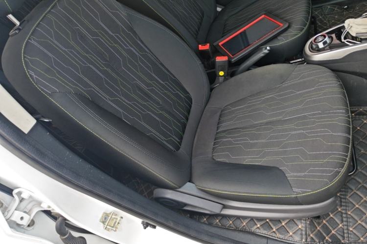 Used CHANGAN Benni E-Star 2021 National Edition Xin Yue Version Lithium Iron Phosphate (31.18 kWh) Right Front Seat