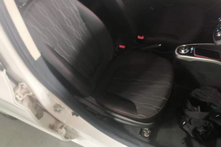 Used CHANGAN Benni E-Star 2021 National Edition Xinyi Edition Lithium-Ion Battery Right Front Seat