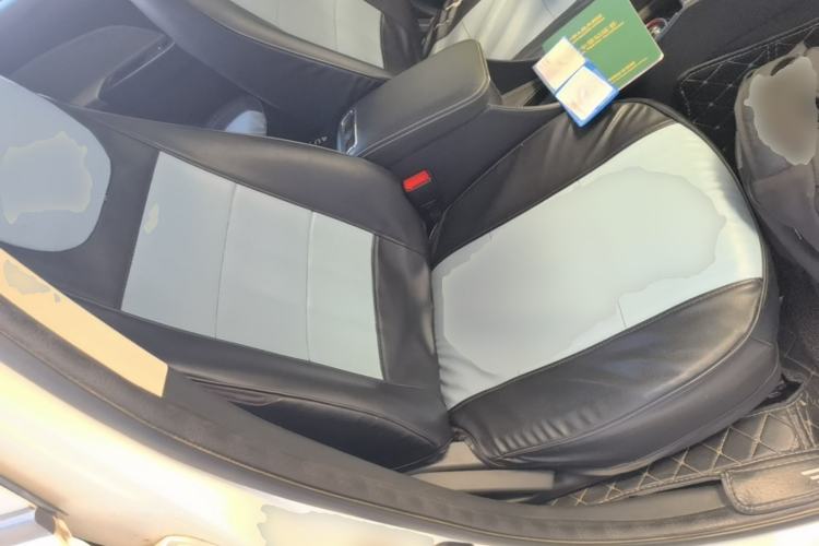 Used CHANGAN Benni E-Star 2021 National Edition Xin Yue Version (Fast-Charging Edition) Lithium Iron Phosphate (31.95 kWh) Right Front Seat