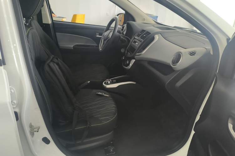 Used CHANGAN Benni E-Star 2021 National Edition Xin Yue Version Lithium Iron Phosphate (31.86 kWh) Right Front Seat