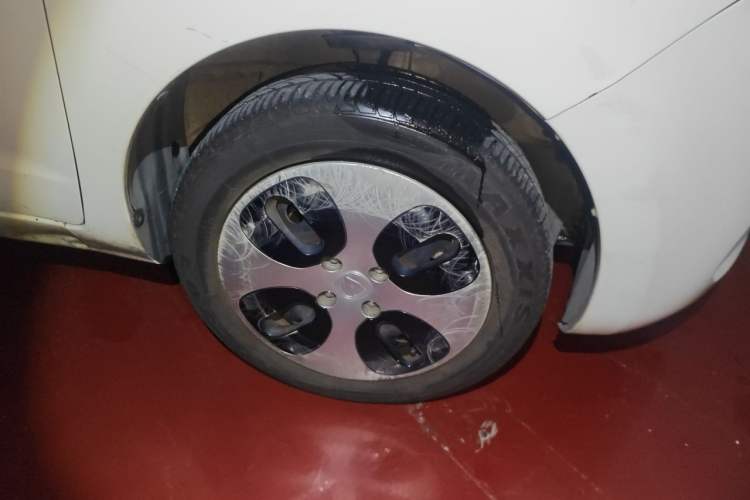 Used CHANGAN Benni E-Star 2021 National Edition Xin Yue Version Lithium Iron Phosphate (31.95 kWh) Right Front Wheel Hub
